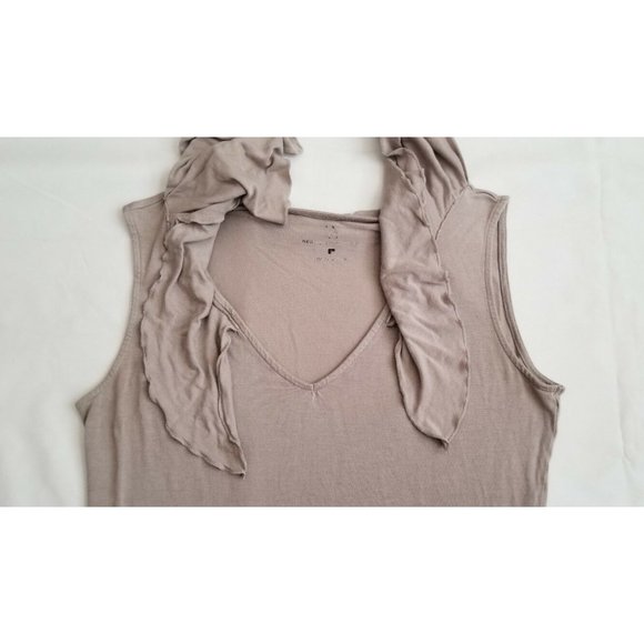 New York & Company Women's V-Neck Ruffle Flutter Sleeves Blouse Top Size Small - Picture 7 of 10